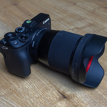 Canon EOS M6 Mark II + три объектива + спидбустер + комплект