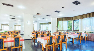 SUNSHINE HOTEL (7 фото из 10)