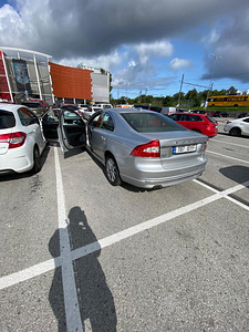 Volvo s 80 (4 foto / 9)