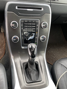 Volvo s 80 (7 foto / 15)