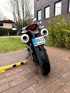 Ducati Monster 696 (2 фото из 10)