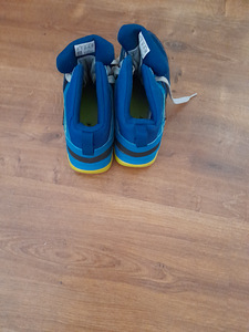 Adidas tossud 33 / 20 cm (6 foto / 6)