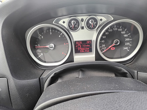 Ford focus pininfarina 2.0d (9 foto / 14)