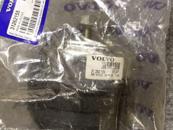M: Volvo xc90 136kw новые запчасти