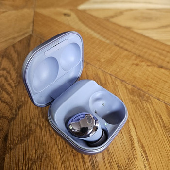 Samsung Galaxy Buds Pro üks kõrvaklapp+laadimiskarpi