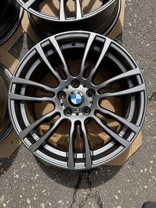 19" оригинальные разноширокие диски BMW style 403M 5x120 (4 фото из 9)