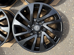 18" оригинальные диски Nissan Navara 6x114,3 (7 фото из 9)