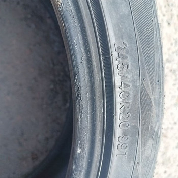 245/40R20 (MS)