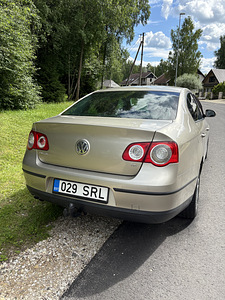 VOLKSWAGEN PASSAT 2007 1.9TDI (2 фото из 12)