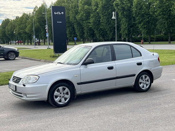 HYUNDAI ACCENT