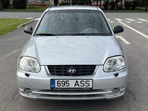 HYUNDAI ACCENT (3 фото из 12)