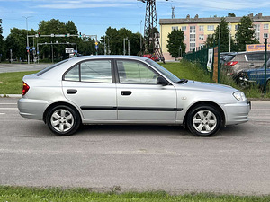 HYUNDAI ACCENT (5 фото из 12)