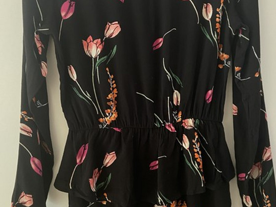 Цветочное платье H&M, размер 38