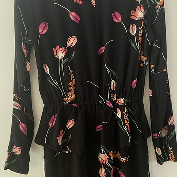 Цветочное платье H&M, размер 38