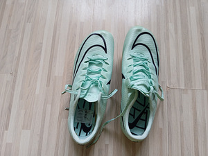Nike Air Zoom Maxfly naiste naelikud (1 foto / 4)
