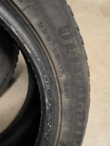 Goodyear Ultragrip Ice Arctic naastrehvid 225/50/R17 (4 foto / 4)