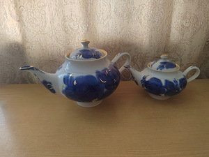 Старинный чайник (2 фото из 4)