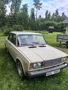 Lada 2107 (Vaz 2107) (1 foto / 11)