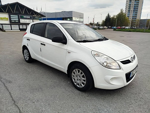 Autorent (1 foto / 2)