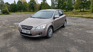 Autorent (2 foto / 2)