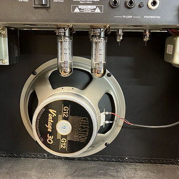 Гитарный усилитель Marshall DSL 40C