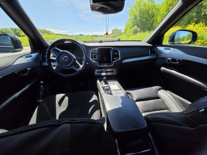 Volvo XC90 Inscription 2.0 173кВ (7 фото из 14)