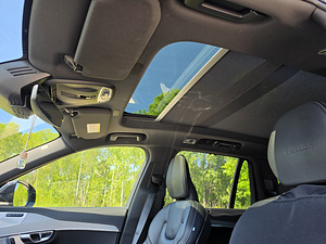 Volvo XC90 Inscription 2.0 173кВ (14 фото из 14)
