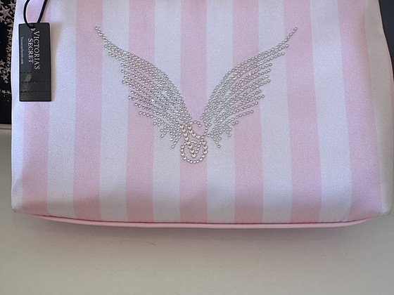 Victoria’s Secreti kosmeetikakott!