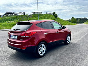Hyundai IX35 (3 foto / 8)