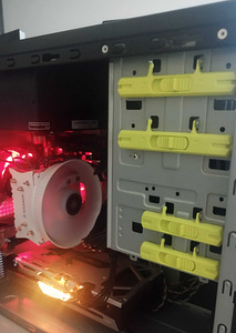 Lauaarvuti Ryzen 5 3600 RX 6600 XT 16GB DDR4 (1 foto / 2)