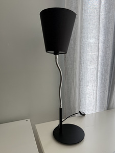 Eesti disain 4ROOM Flexi laualamp (3 foto / 6)