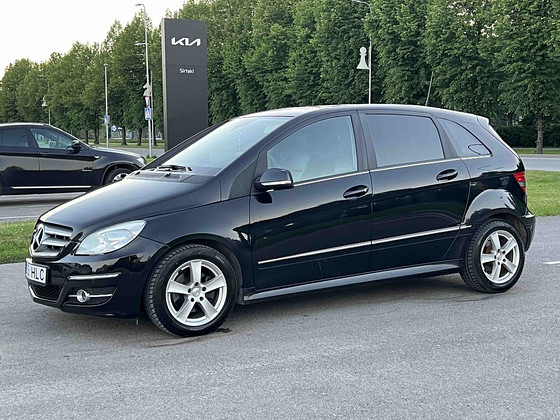 MERCEDES-BENZ B 200 CDI