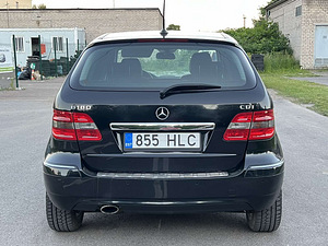 MERCEDES-BENZ B 200 CDI (8 foto / 10)