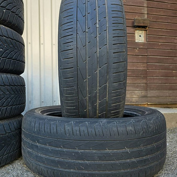 Шины R19 235 50 19 hankook 5 мм 2 шт.