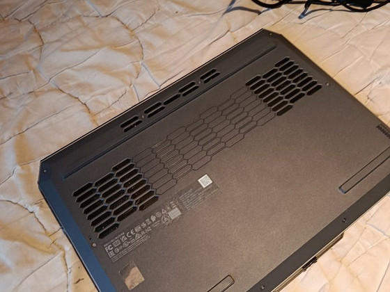Игровой ноутбук Lenovo