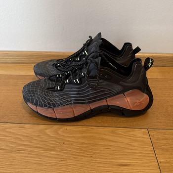 Naiste Reebok tossud