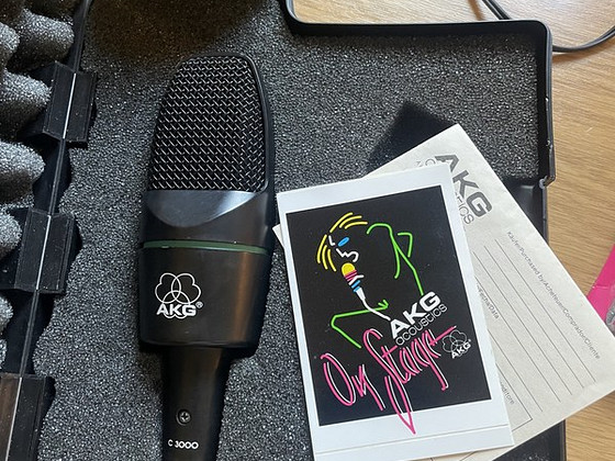 AKG C3000 kondensaatormikrofon