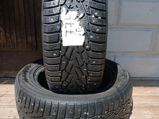 235/55/17 Nokian Hakkapeliitta 7