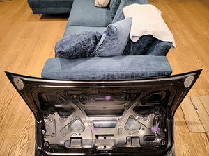 Audi S8 (A8) D3 voolundiga tagaluuk (4 foto / 5)