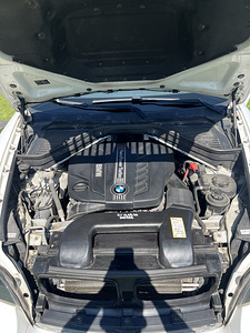 BMW X6 40d (13 фото из 15)