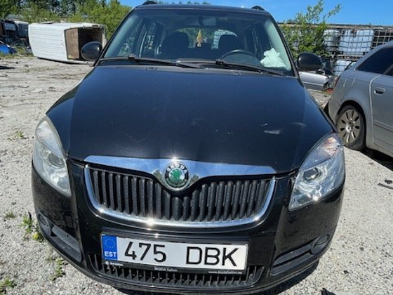 SKODA FABIA 2008 1.6 бензин, автомат, на запчасти