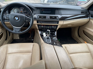 BMW 520D F11, VARUOSAD (8 foto / 9)