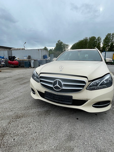 MERCEDES W212 2.2 DIS АВТОМАТ, запчасти (1 фото из 10)