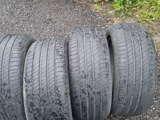 235/50/18 Michelin Primacy 4