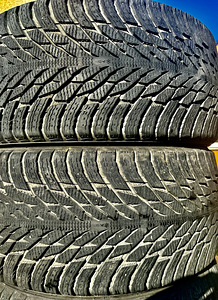 Müüa premium rehvid Nokian Hakkapeliita3 275 35 R20 102T (2 foto / 6)