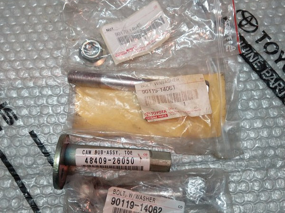 Toyota Lexus 90119-14062 90119-14061 48409-26050