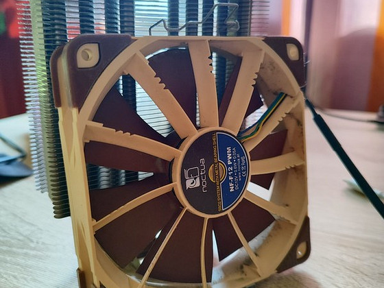 Noctua NF-F12