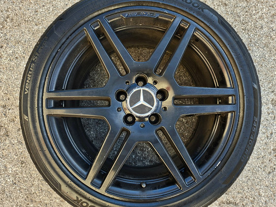 R18 Mercedes AMG originaal rehvidega 245/40/18