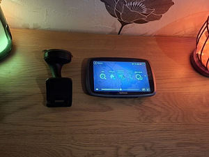 AUTO GPS TOMTOM GO 600 / EUROPE, 16GB MÄLUKAART (1 foto / 3)