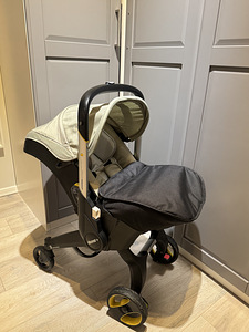 Автолюлька Doona с базой Isofix (3 фото из 5)